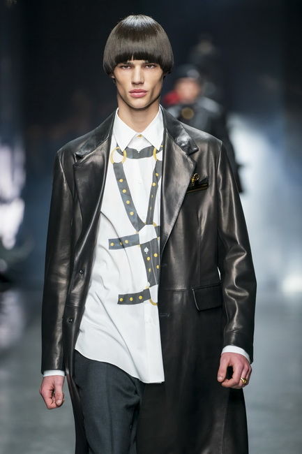 Versace AW19, Milan Fashion Week