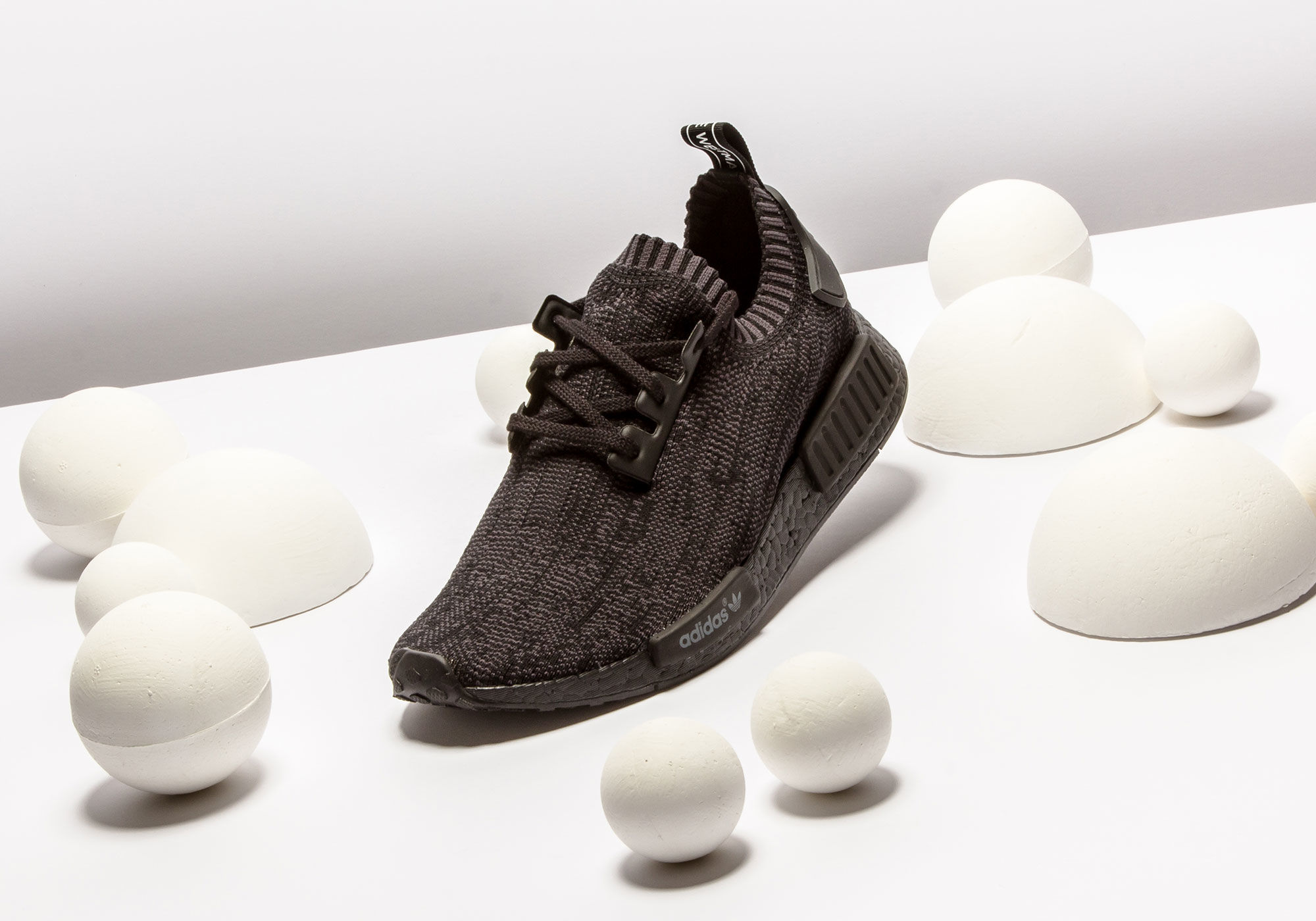 adidas NMD R1 Primknit Pitch Black