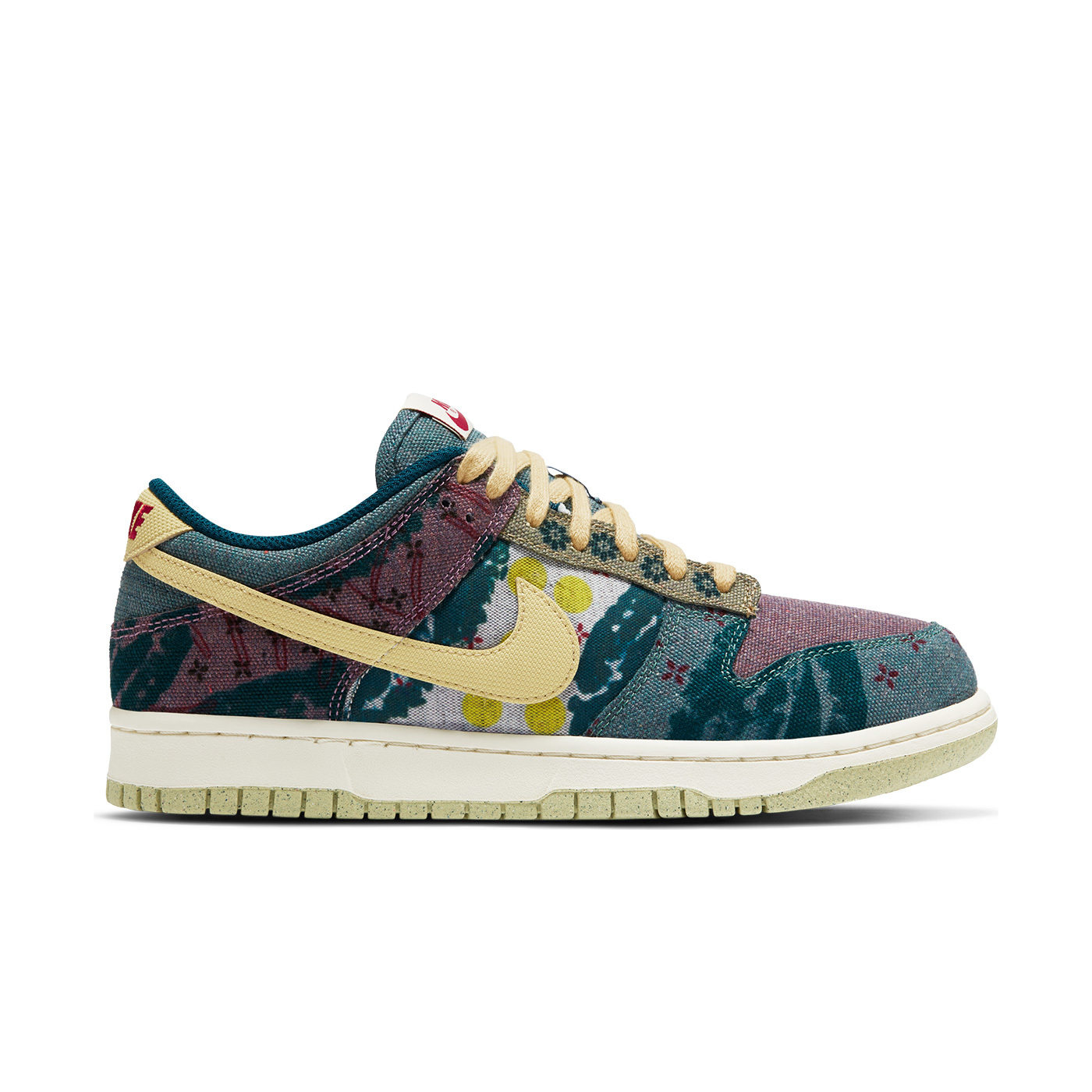 Nike Dunk Low SP (Women)